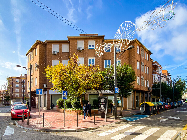 Calle Jardines, 8, Getafe, Madrid for lease - Primary Photo - Image 1 of 2