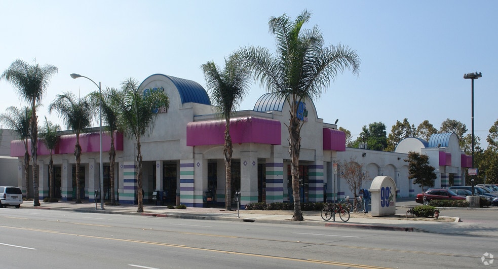1514 N Main St, Santa Ana, CA for lease - Primary Photo - Image 1 of 2