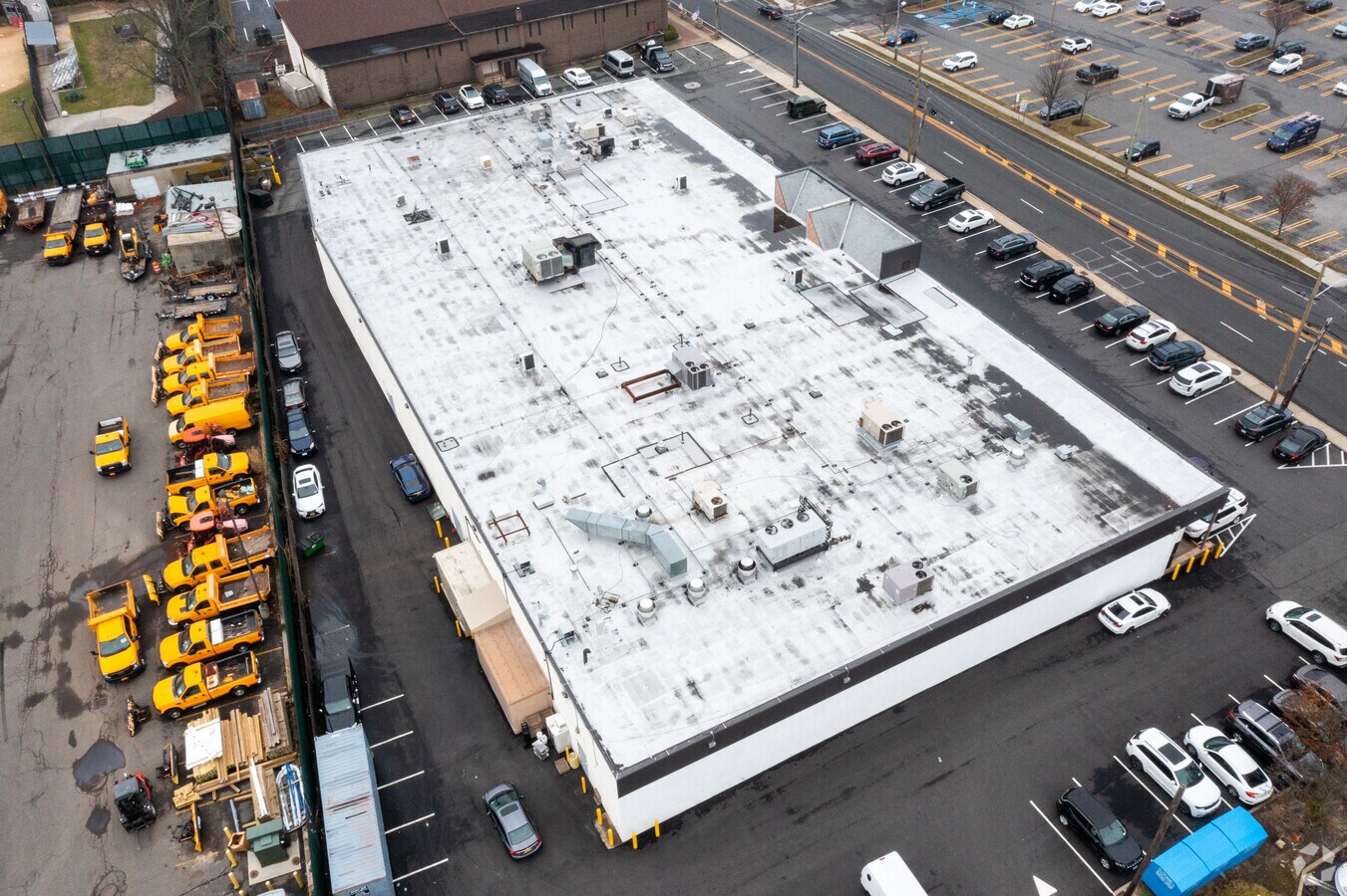 42504550 Jerusalem Ave, North Massapequa, NY 11758