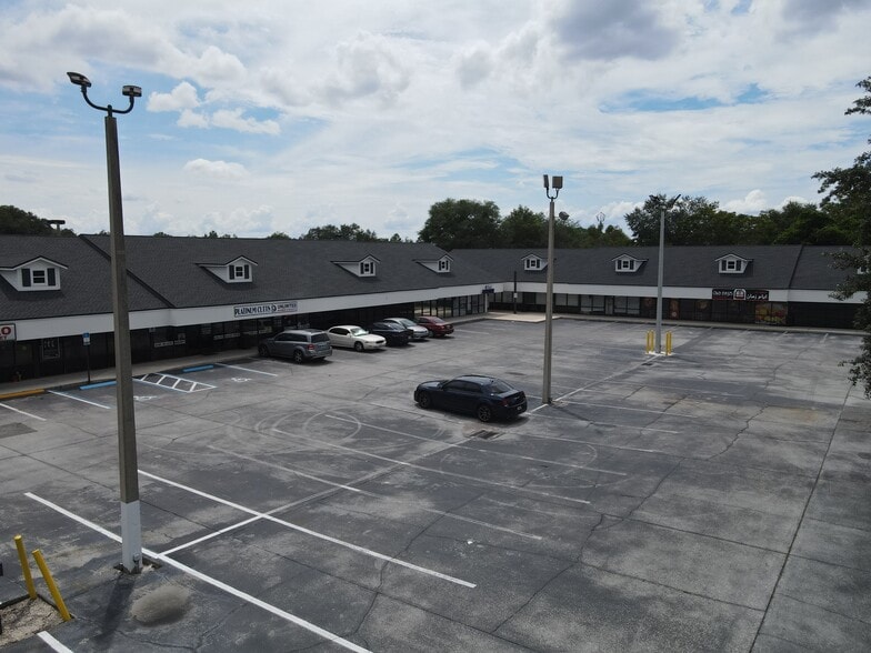 1704 Southside Blvd, Jacksonville, FL for lease - Building Photo - Image 2 of 8