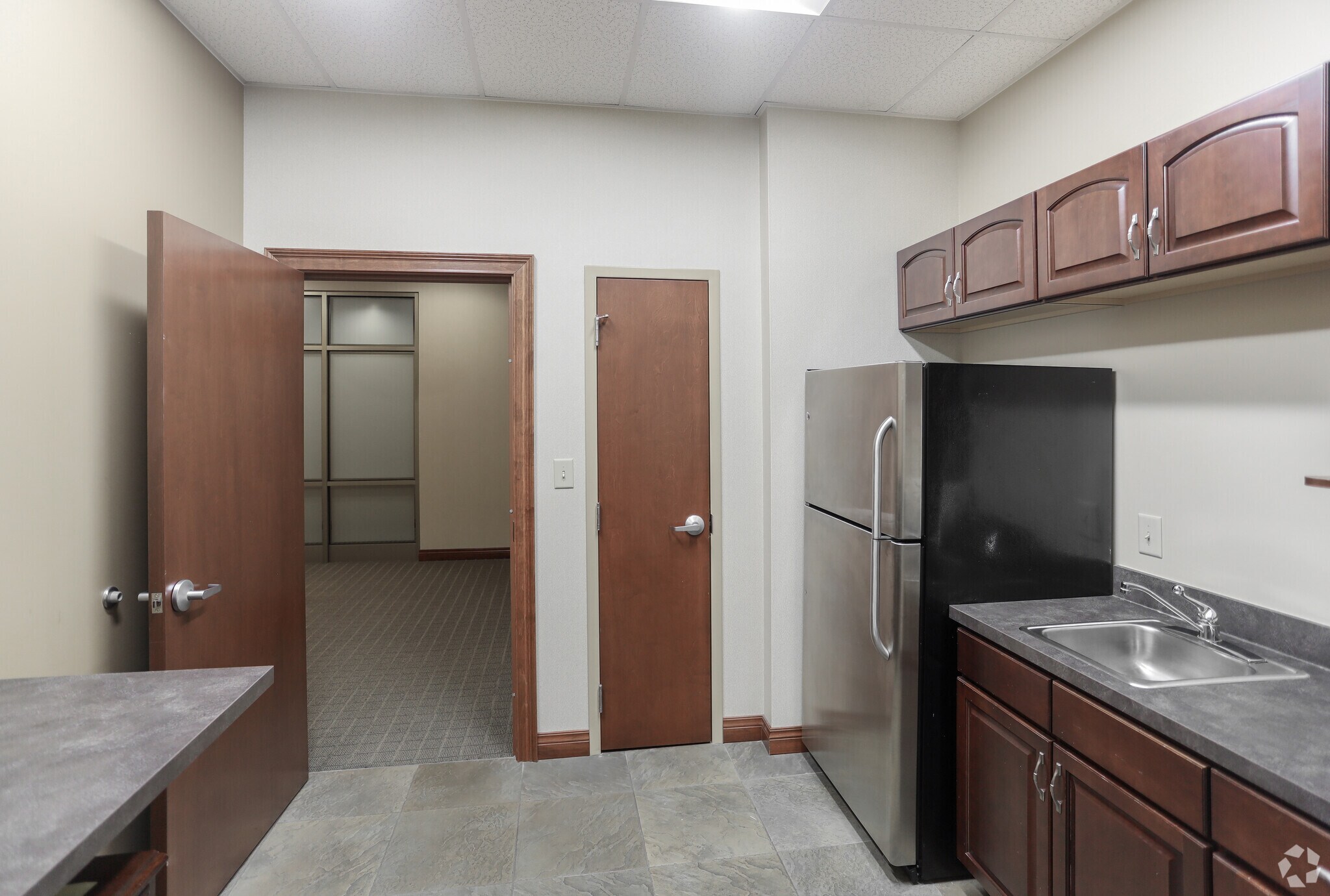 107 N State Road 135, Greenwood, IN 46142 Approved Mortgage Building