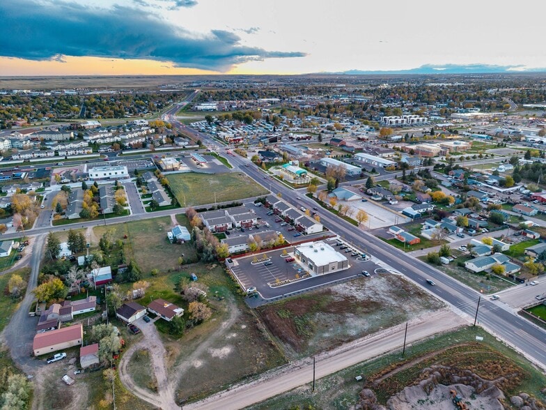 4029 E 9th St, Cheyenne, WY for sale - Building Photo - Image 3 of 11