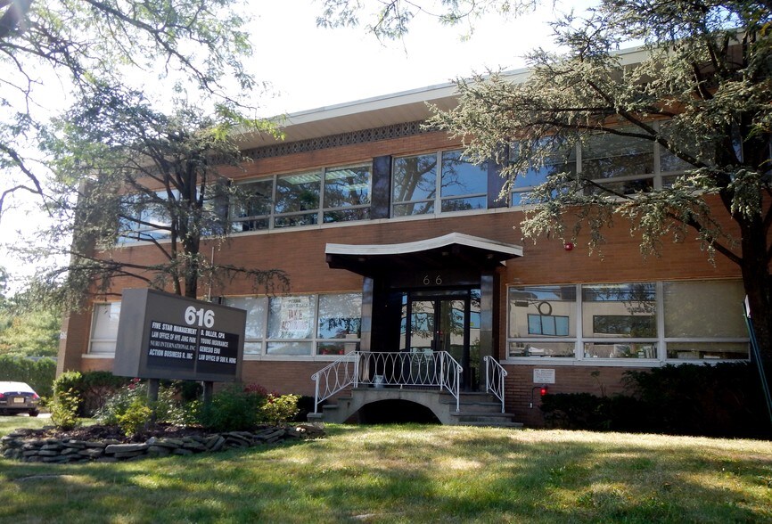 616 Palisade Ave, Englewood Cliffs, NJ for sale - Building Photo - Image 1 of 1