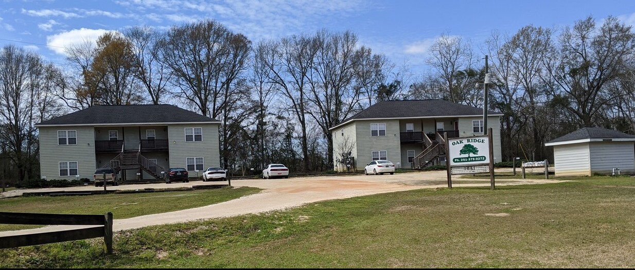 1051 Atmosphere Rd, Atmore, AL 36502