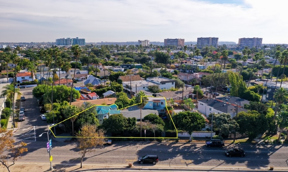 828 E Venice Blvd, Venice, CA for sale - Building Photo - Image 2 of 14