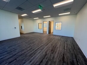 9863 Acacia St, Rancho Cucamonga, CA for lease Interior Photo- Image 2 of 7