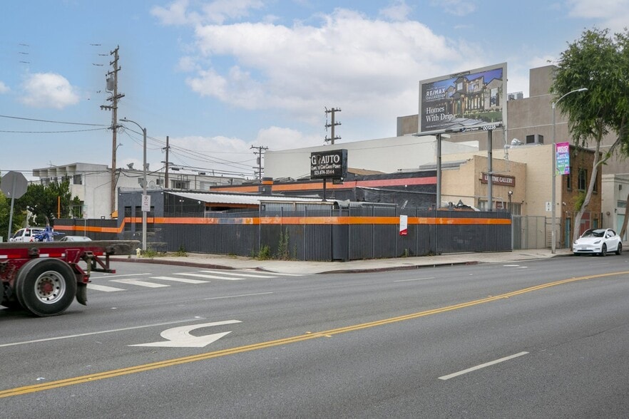 7504 Santa Monica Blvd, West Hollywood, CA for sale - Building Photo - Image 3 of 29