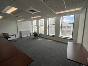 554 Main St, Worcester, MA for lease Interior Photo- Image 2 of 3