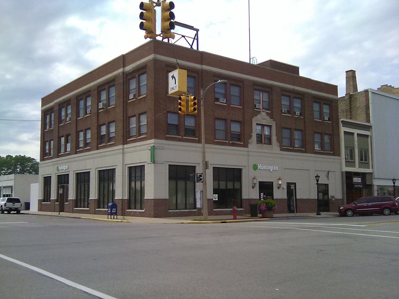 701 Washington Ave, Bay City, MI for sale Primary Photo- Image 1 of 1