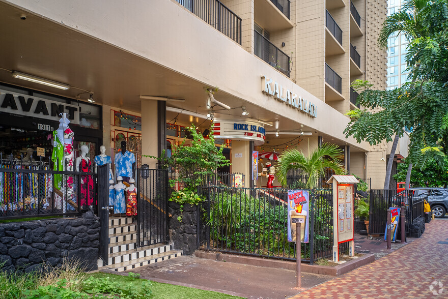 1911 Kalakaua Ave, Honolulu, HI for lease - Building Photo - Image 2 of 4