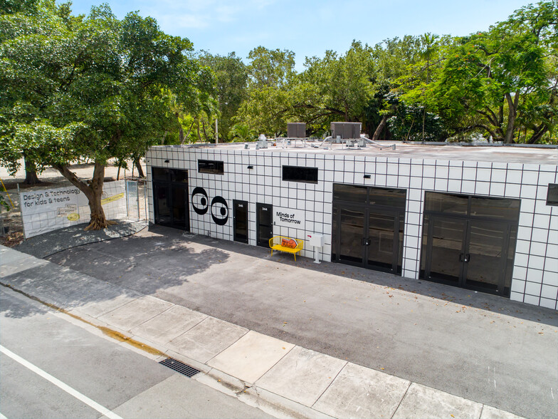 340 NE 61st St, Miami, FL for lease - Building Photo - Image 1 of 9