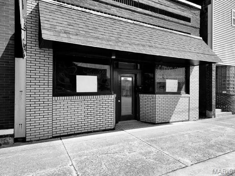 211 E Central Ave, Benld, IL for sale - Building Photo - Image 2 of 7