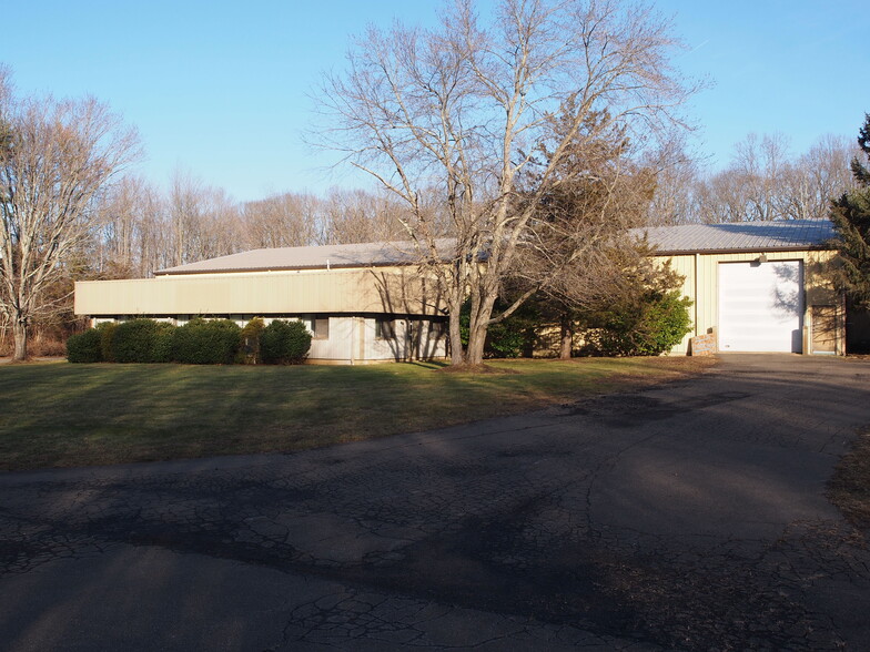 101 Fowler Rd, North Branford, CT for lease - Building Photo - Image 1 of 4