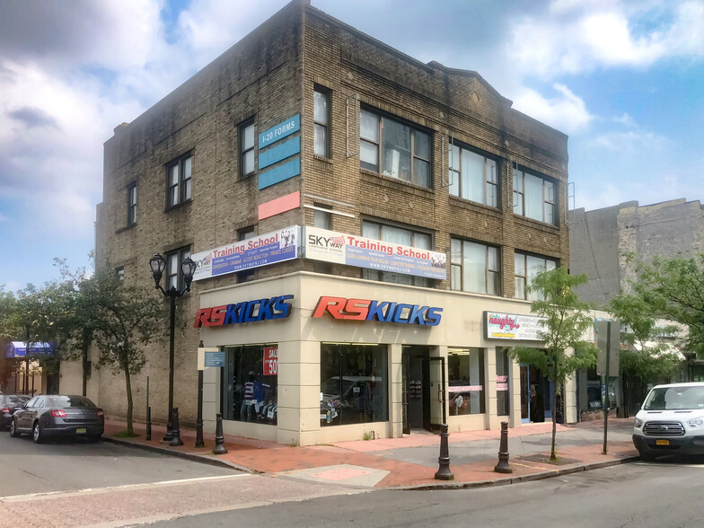 11-29 Broad St, Elizabeth, NJ for lease - Building Photo - Image 1 of 1