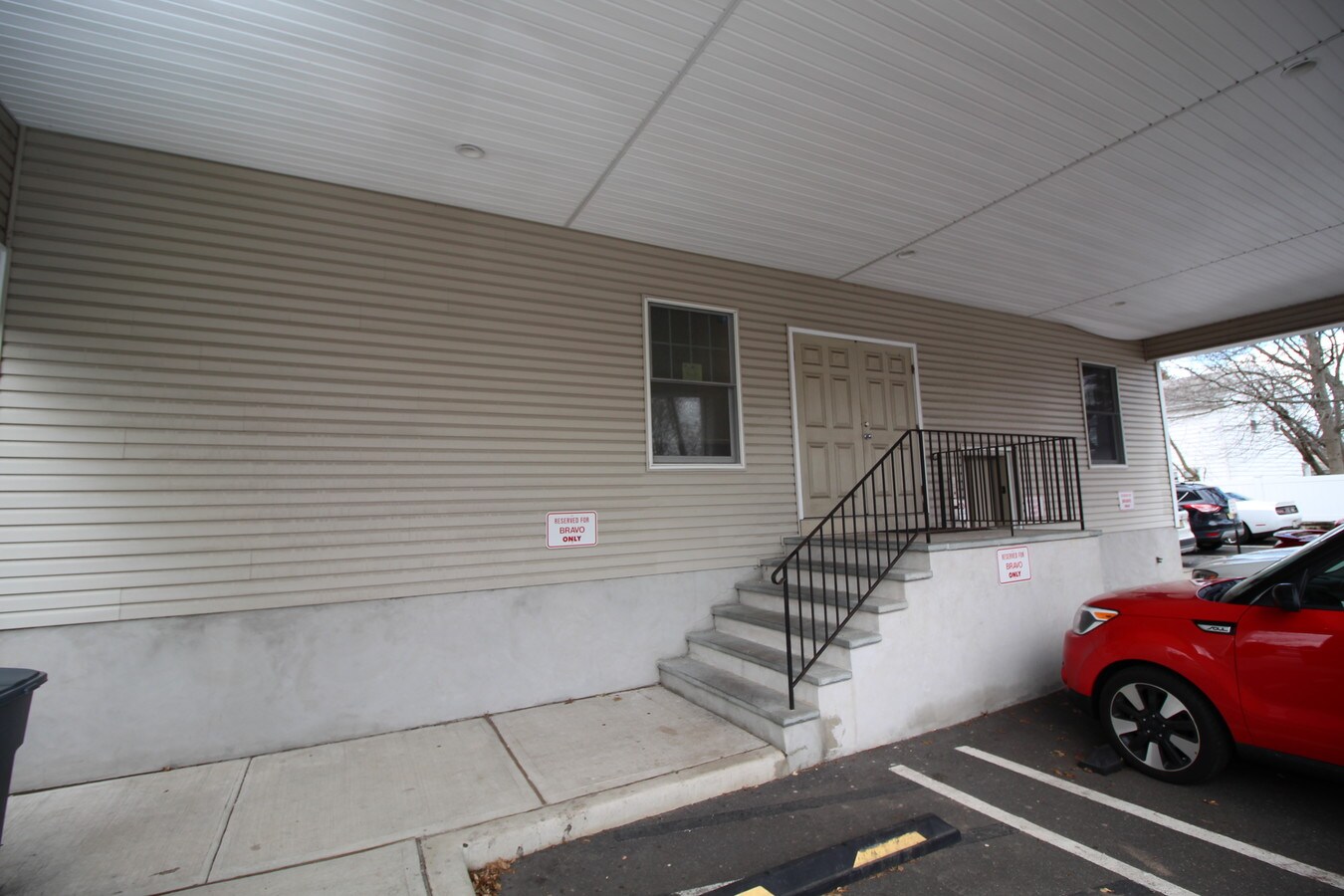 511 Saddle River Rd, Fair Lawn, NJ 07410