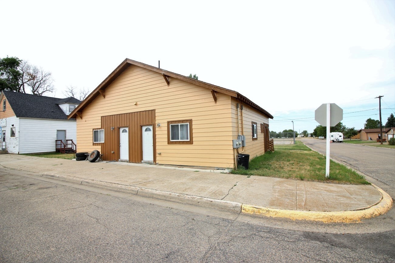 316-318 Main St, Glenburn, ND for sale Building Photo- Image 1 of 1