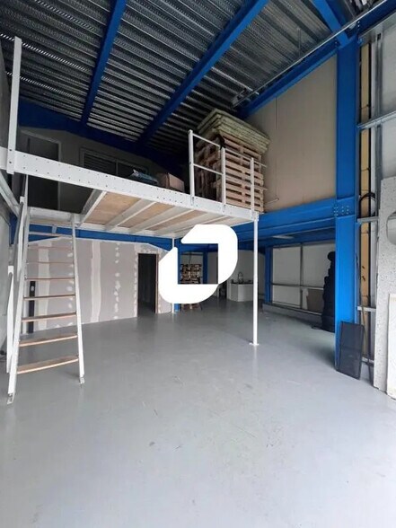 Flex in Villenoy for sale - Interior Photo - Image 1 of 1