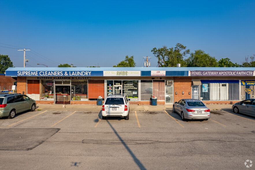 11104-11114 Blue Ridge Blvd, Kansas City, MO for sale - Building Photo - Image 2 of 4