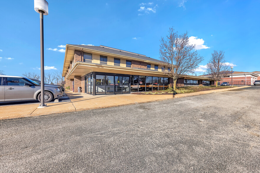 13131 Tesson Ferry Rd, Saint Louis, MO for lease - Building Photo - Image 2 of 7