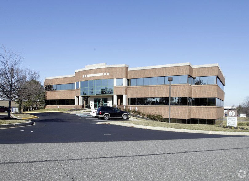 10 Corporate Cir, New Castle, DE 19720 New Castle Corp Commons