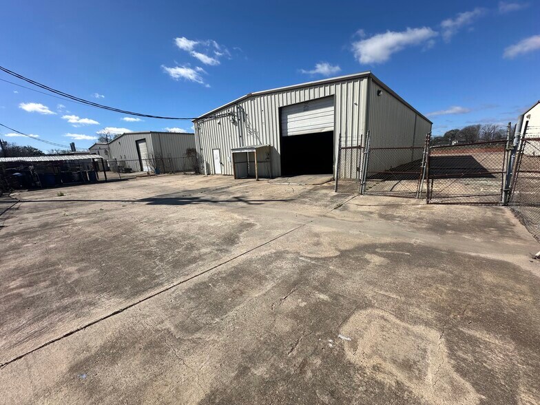 9911 Tanner Rd, Houston, TX for lease - Building Photo - Image 2 of 2