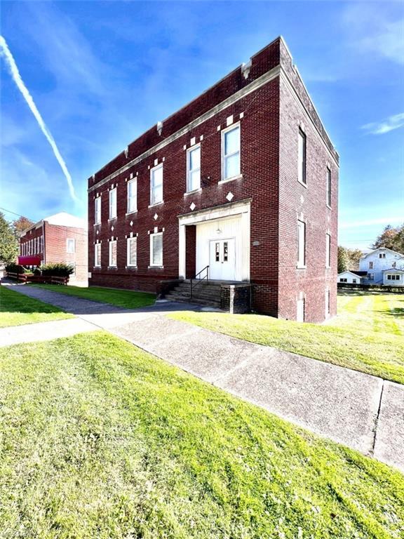 205 Main St, Bethany, WV 26032