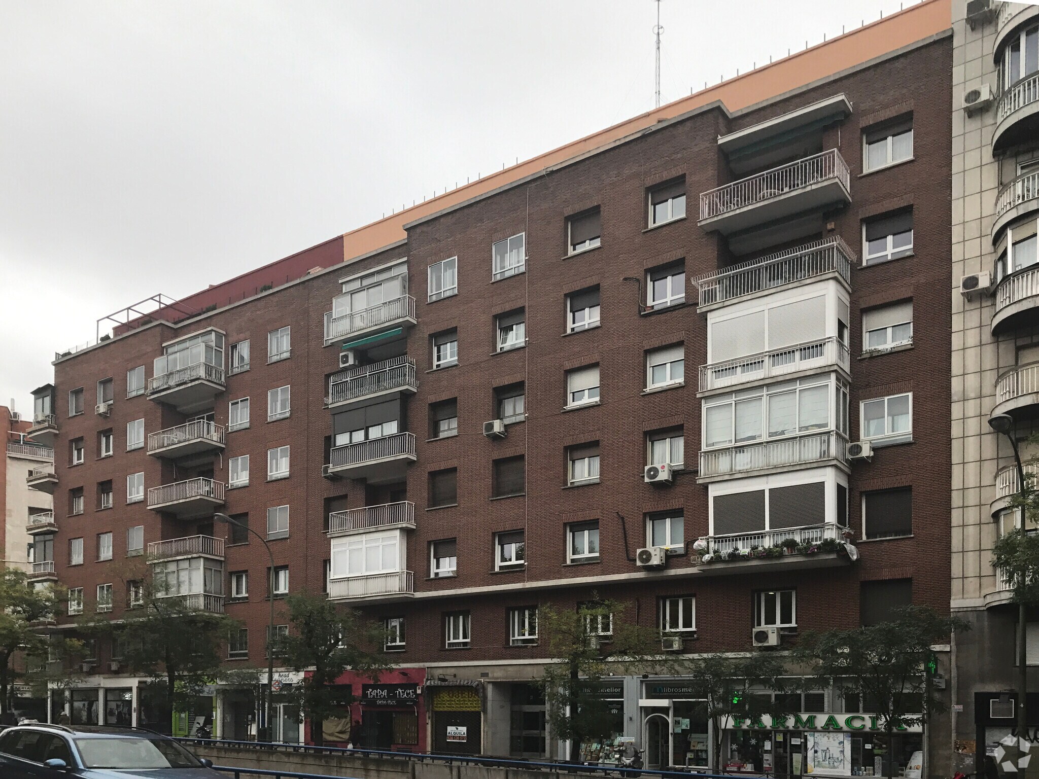Avenida Filipinas, 4, Madrid, Madrid for sale Primary Photo- Image 1 of 1