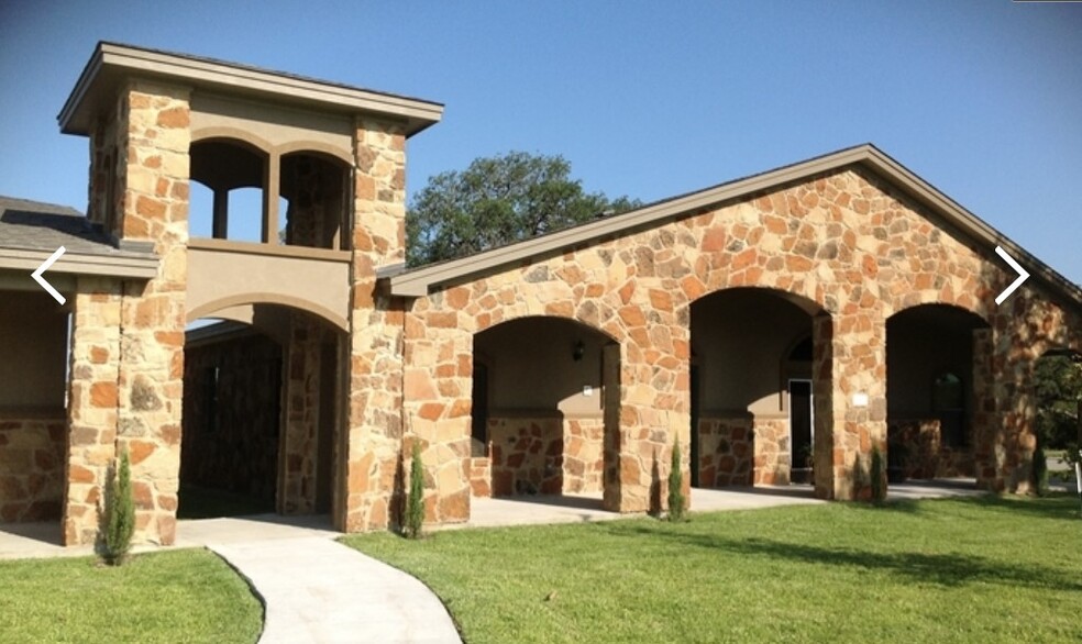 2851 Joe Dimaggio Blvd, Round Rock, TX for lease - Building Photo - Image 1 of 10