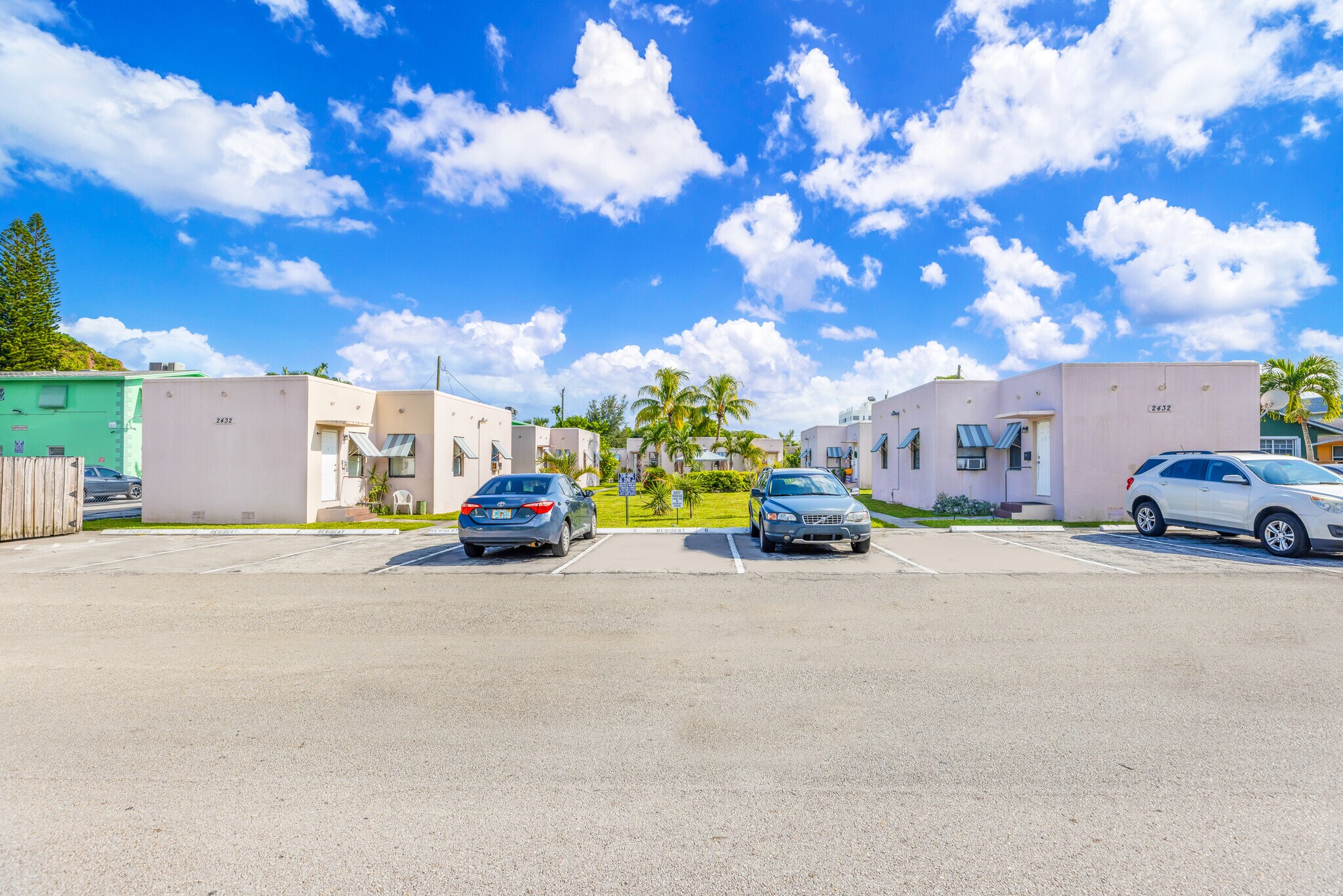 2432 Taylor St, Hollywood, FL for sale Building Photo- Image 1 of 1