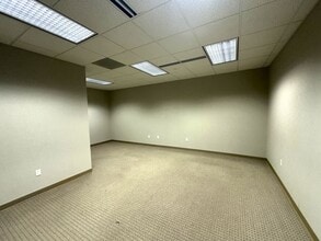 1 S Main St, Dayton, OH for lease Interior Photo- Image 2 of 4