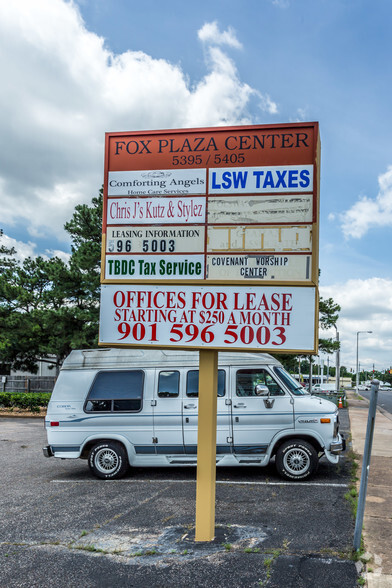 5405 Fox Plaza Dr, Memphis, TN for lease - Building Photo - Image 3 of 10