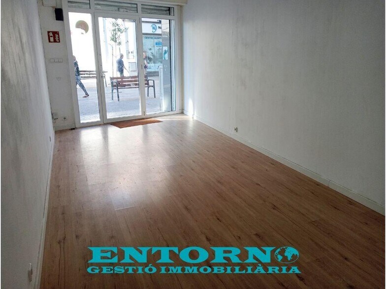 Retail in Mollet del Vallès, Barcelona for lease - Interior Photo - Image 2 of 8