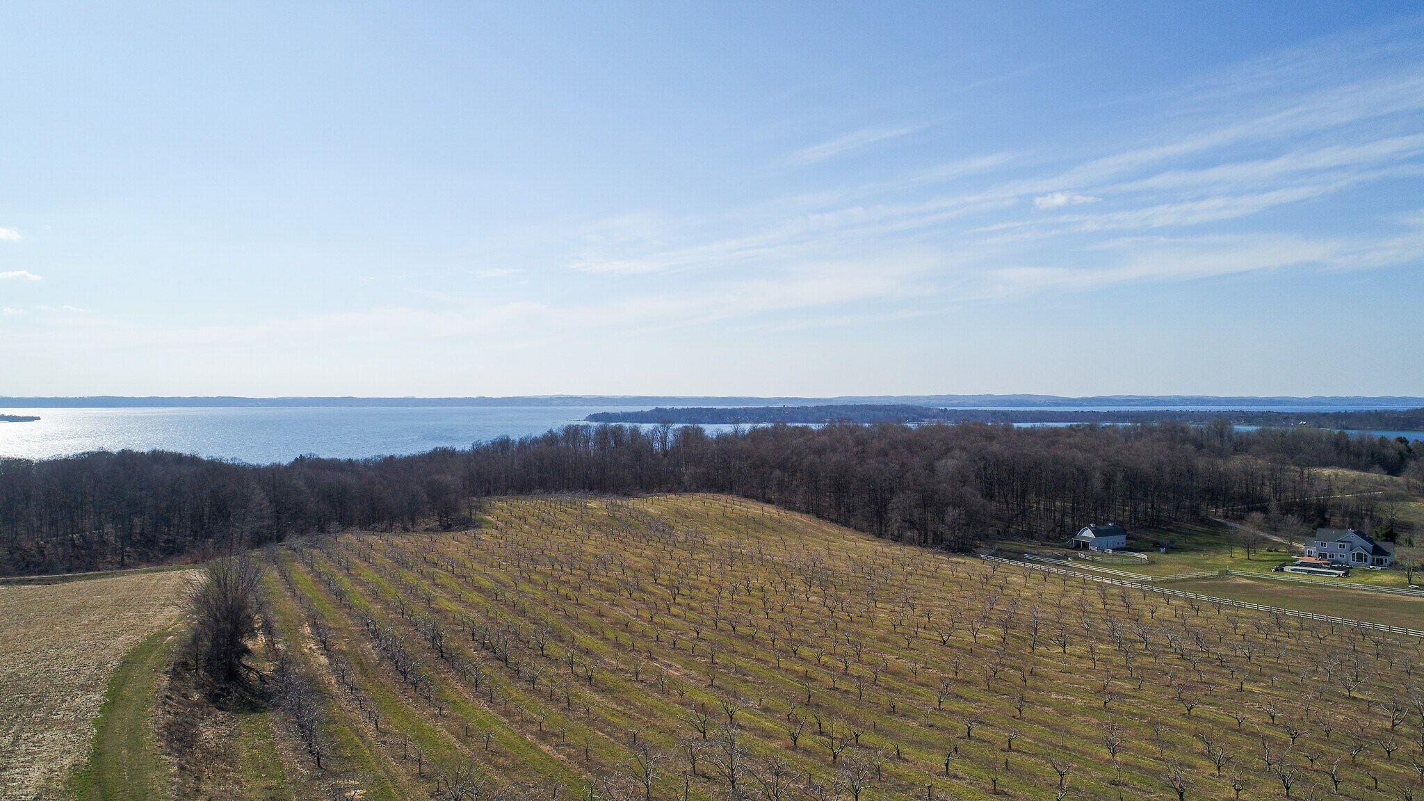 13185 Center Rd, Traverse City, MI 49686