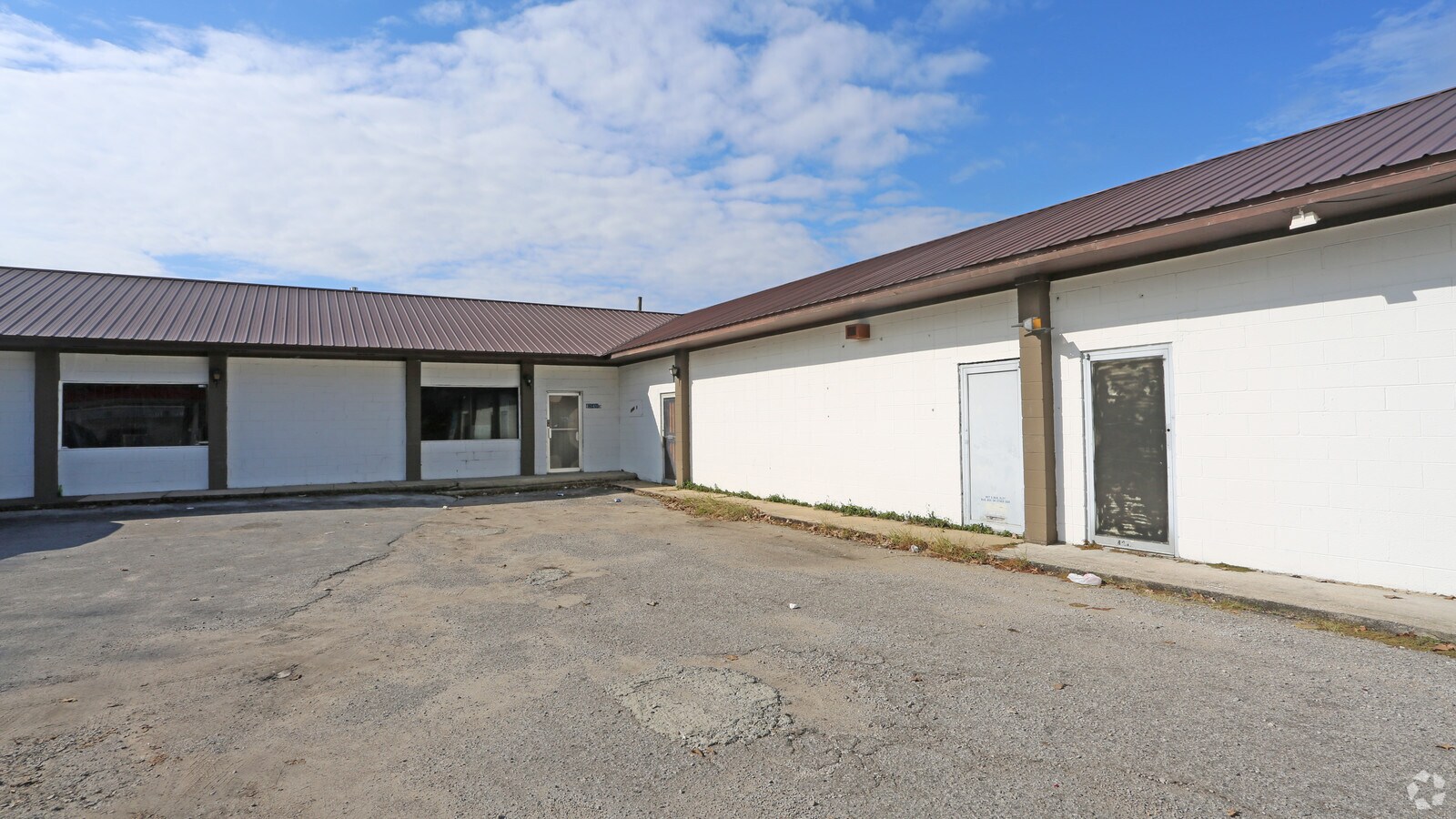 4342 Vanderbilt Rd, Birmingham, AL 35217