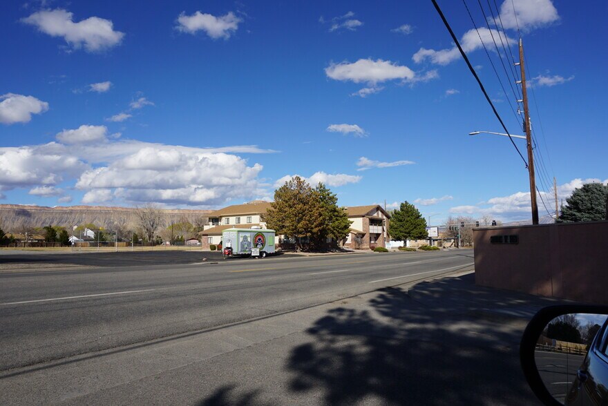 3198 F Rd, Grand Junction, CO for sale - Building Photo - Image 2 of 9