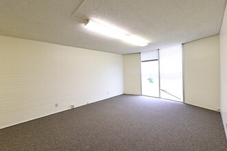 710-724 Buffalo St, Corpus Christi, TX for lease Interior Photo- Image 1 of 3