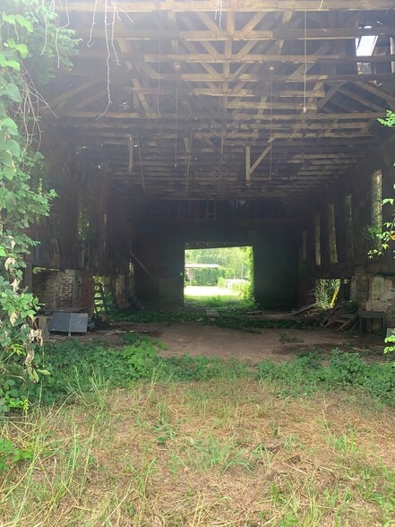 320 N Aycock St, Carrollton, GA for sale - Building Photo - Image 2 of 6