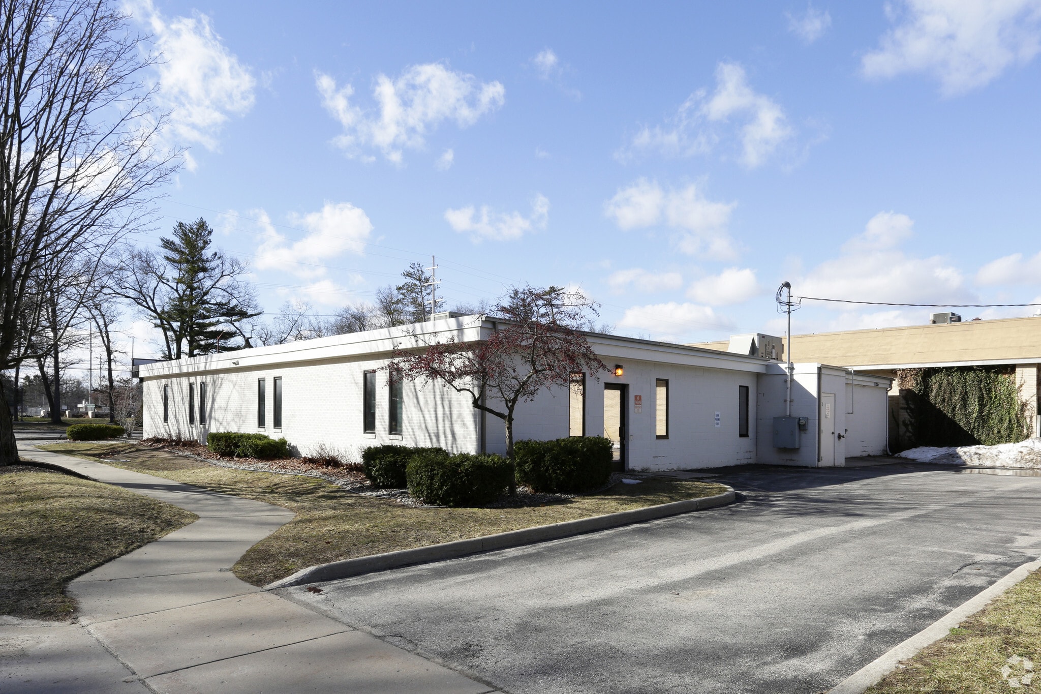 1235 E Front St, Traverse City, MI for sale Building Photo- Image 1 of 1
