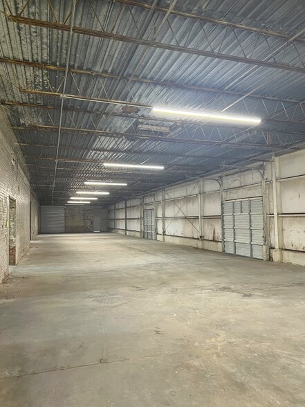 1404 W  Johnson, Denison, TX for lease - Building Photo - Image 2 of 5