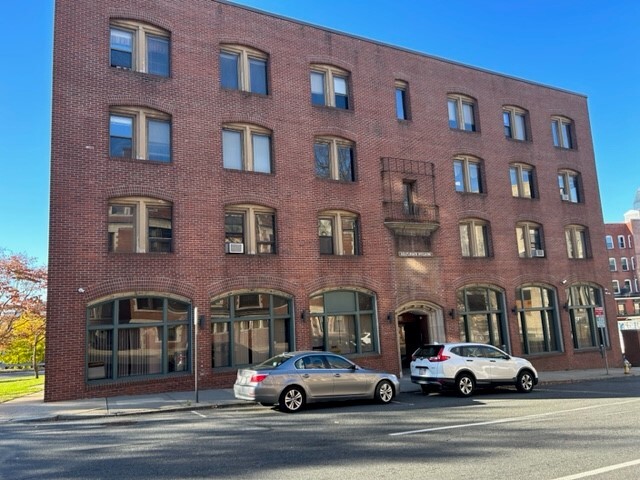 20 Maple St, Springfield, MA for lease Building Photo- Image 1 of 11