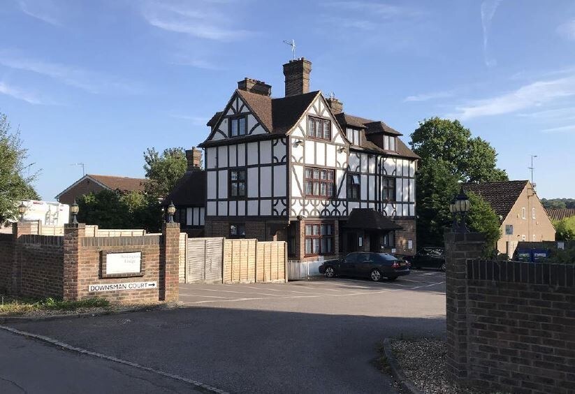 Hunter Rd, Crawley for sale Building Photo- Image 1 of 1