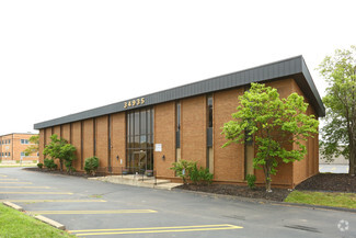 More details for 34935 Schoolcraft Rd, Livonia, MI - Office for Lease