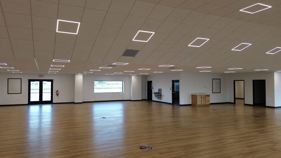 3141 Outer Rd, Scott City, MO for lease - Building Photo - Image 2 of 10