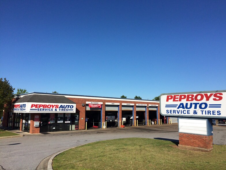 2035 W Spring St, Monroe, GA for sale - Building Photo - Image 1 of 1