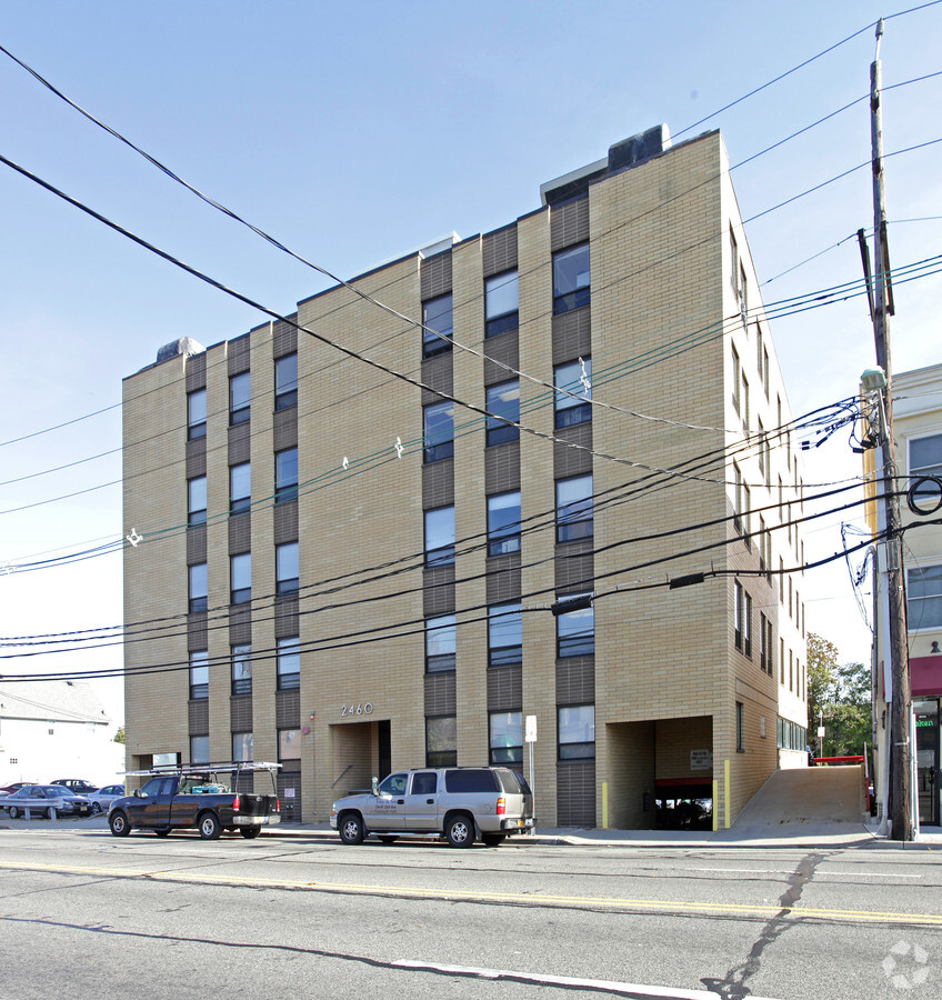 2460 Lemoine Ave, Fort Lee, NJ 07024 - Office for Lease | LoopNet.com