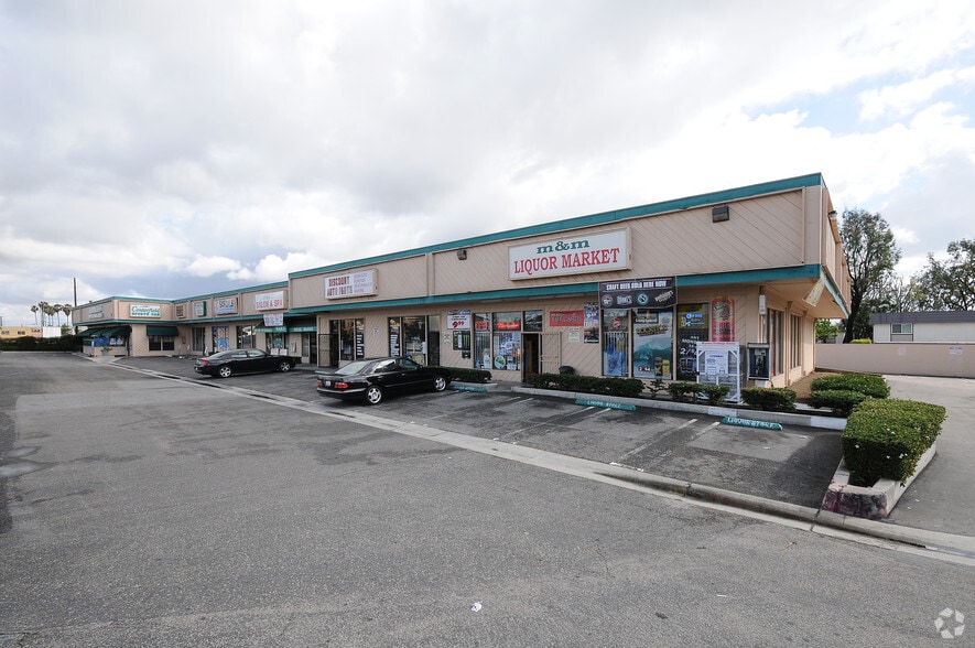 17296-17330 Beach Blvd, Huntington Beach, CA for sale - Primary Photo - Image 1 of 6