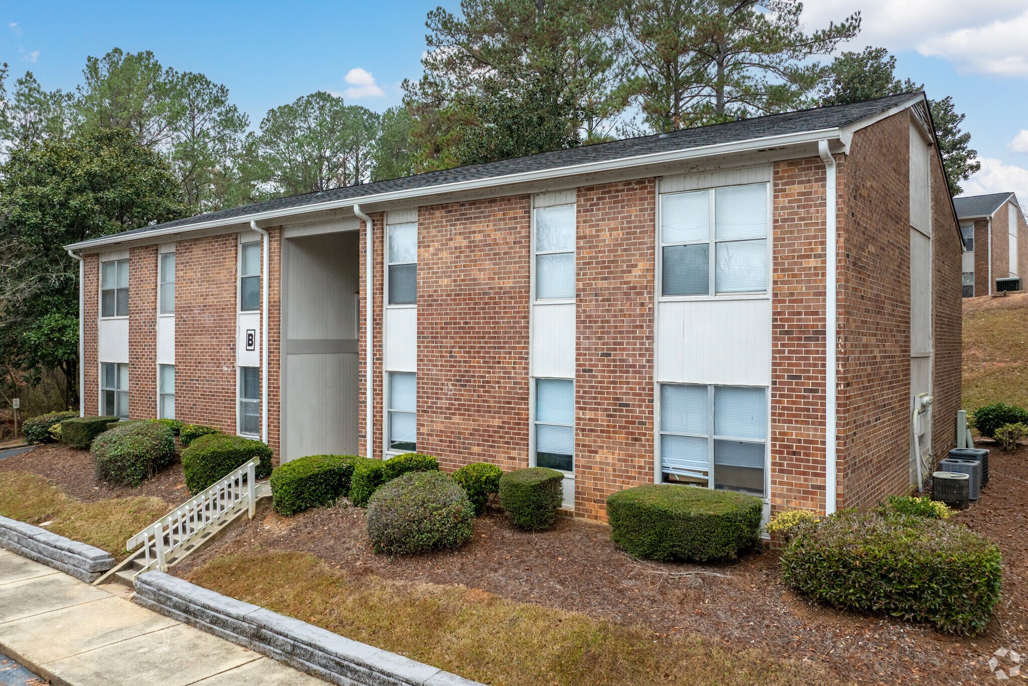 2050 Old Clinton Rd, Macon, GA for sale Primary Photo- Image 1 of 1