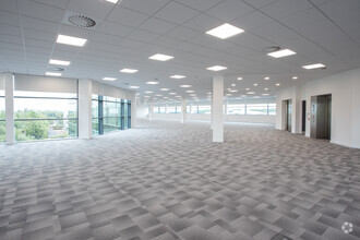 Quick Silver Way, Newcastle Upon Tyne for lease Interior Photo- Image 1 of 4