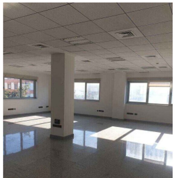 Office in SEVILLA for sale - Building Photo - Image 3 of 14