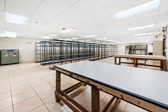 2227 N Federal Hwy, Hollywood, FL for lease Interior Photo- Image 2 of 4